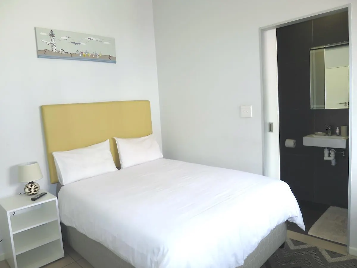 Sea Point Inn ケープタウン 2*,