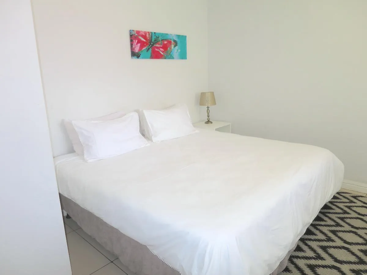 Sea Point Inn Cape Town Hotel