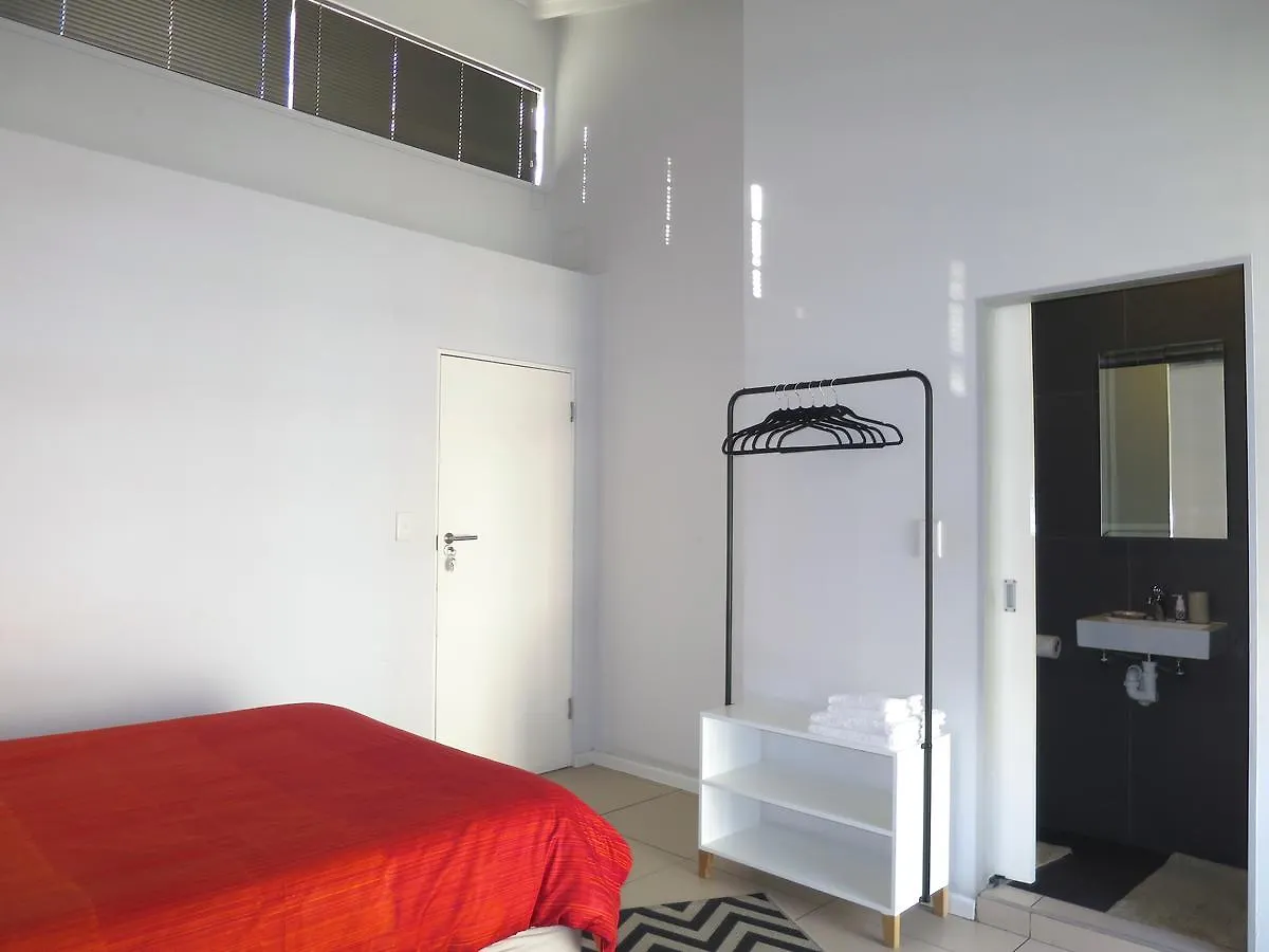 Sea Point Inn Cape Town